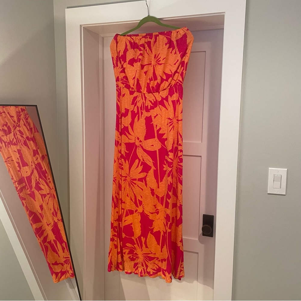 velvet strapless dress